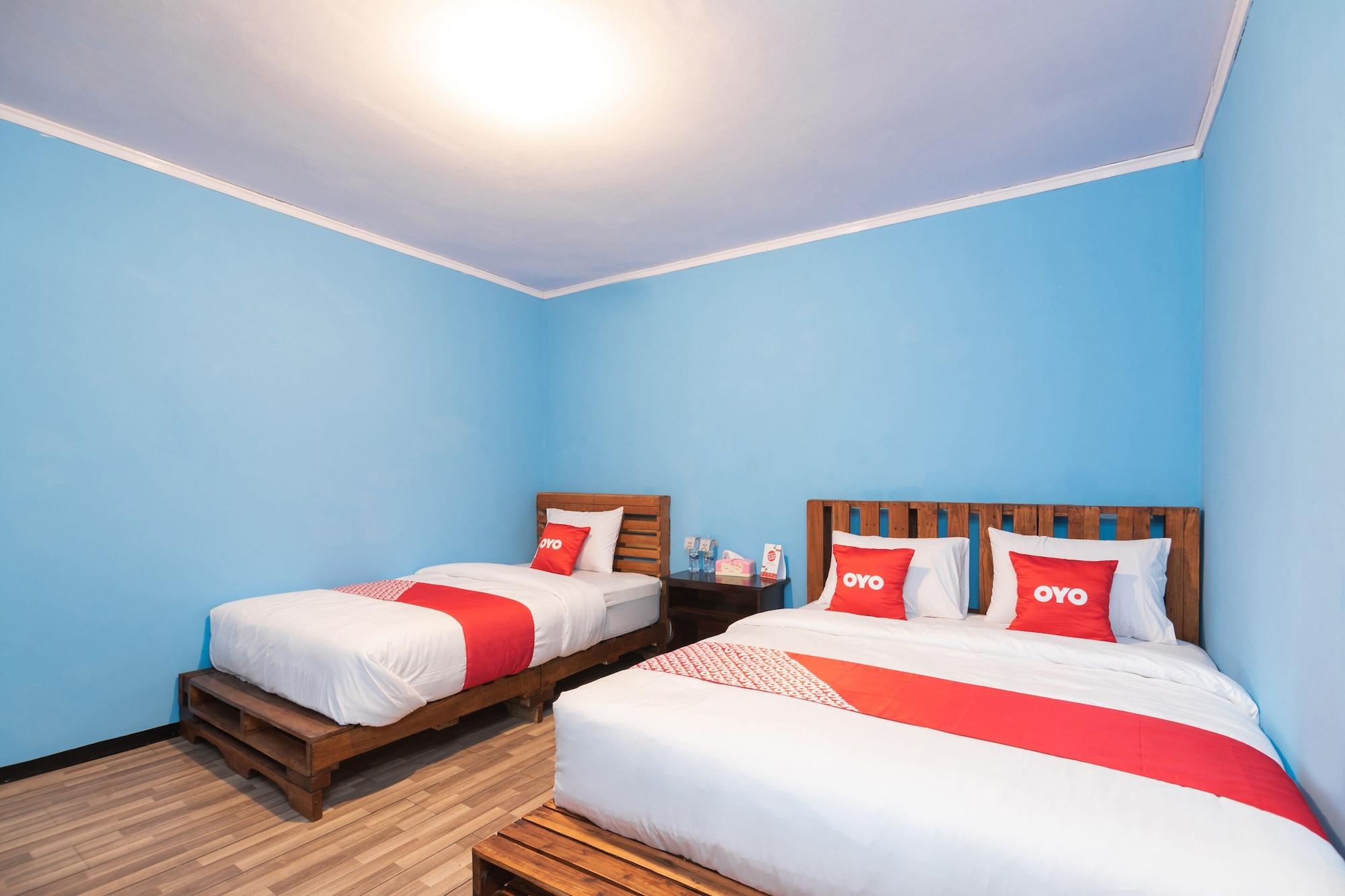 Oyo 1852 Intan Bromo Homestay Пасуруан Экстерьер фото